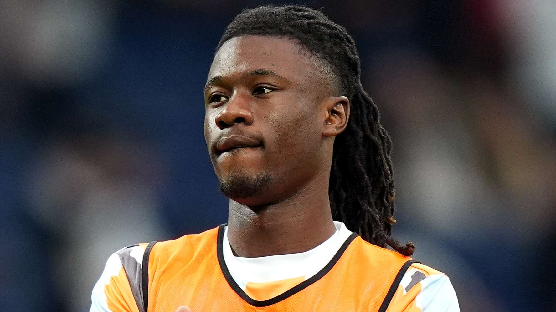 内赛场上崭 内赛场上崭